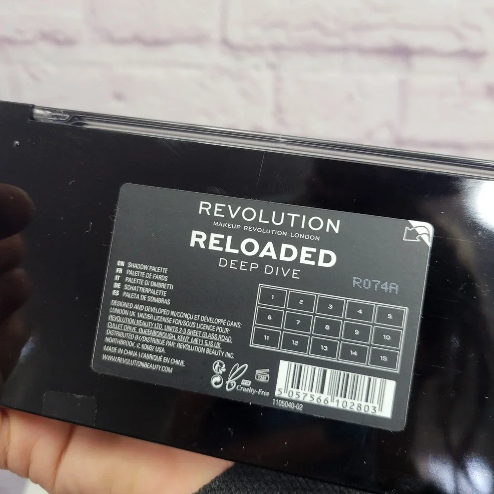 Revolution 1g palette shades
